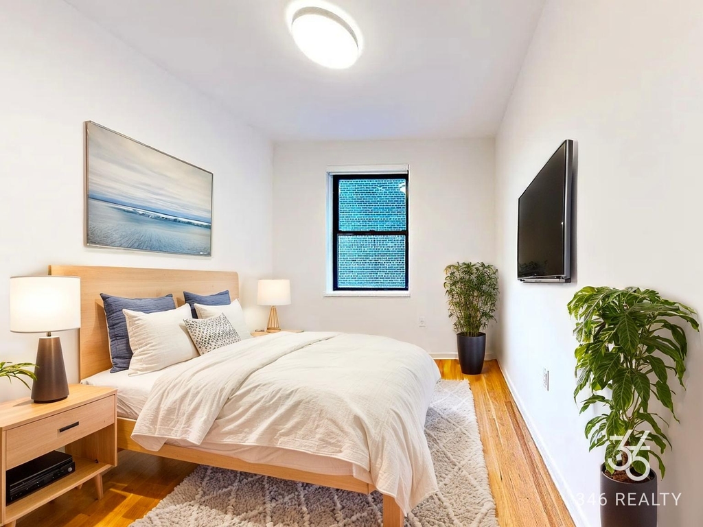 200 Haven Avenue - Photo 2