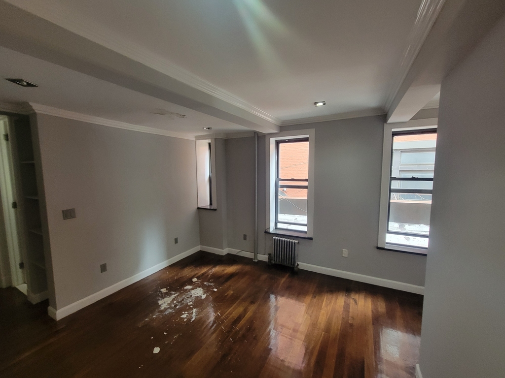 2100 2nd Avenue - Photo 0