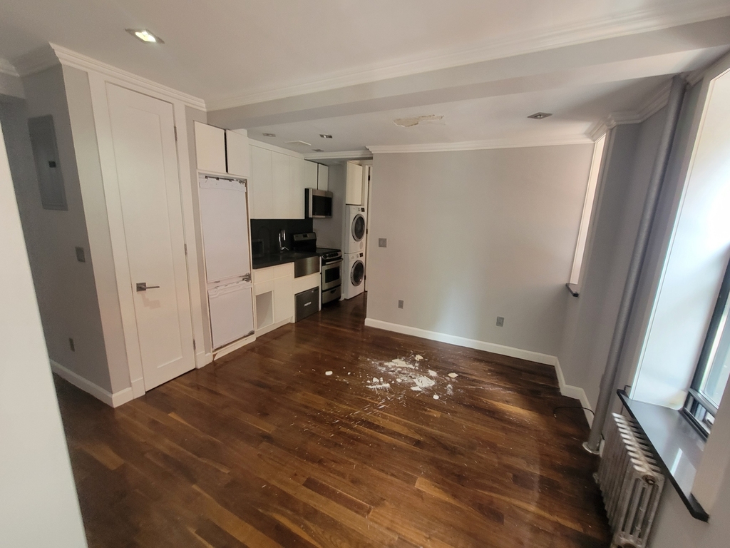 2100 2nd Avenue - Photo 4