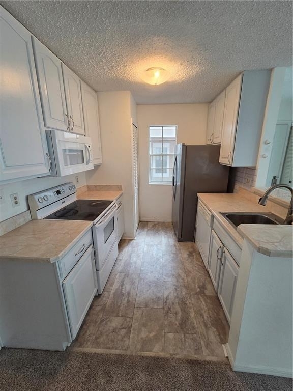 610 Colorado Place - Photo 4