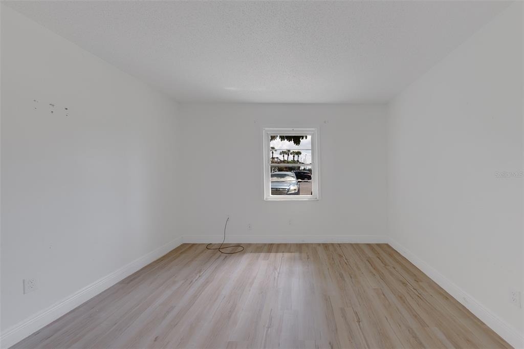 9218 Tudor Drive - Photo 18