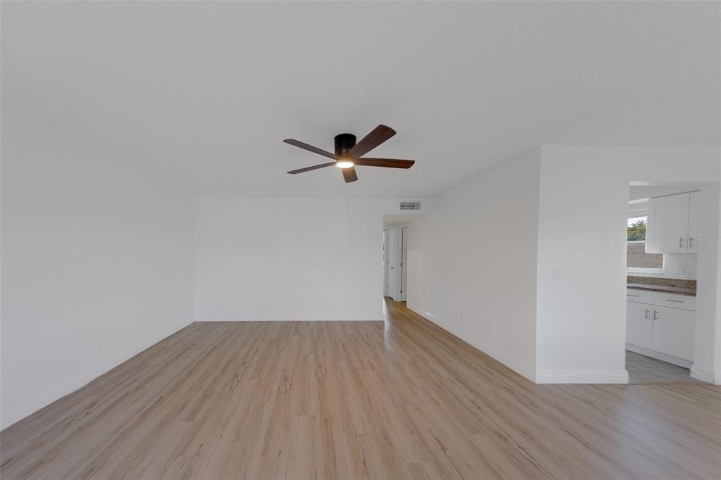 9218 Tudor Drive - Photo 3