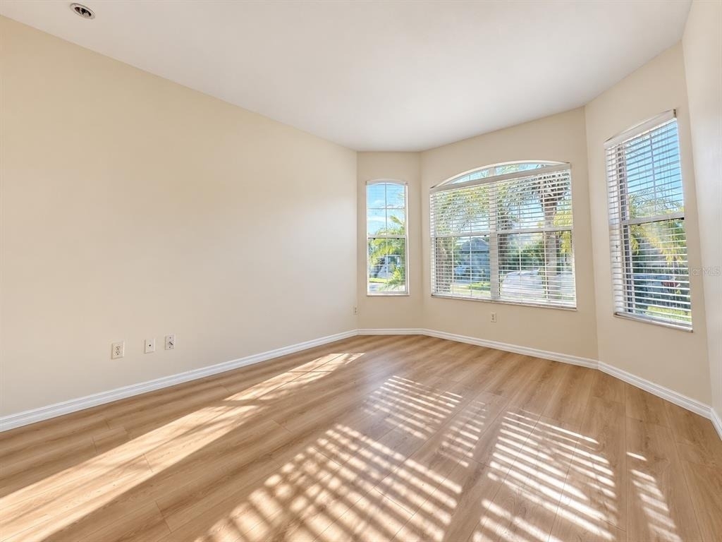 27353 Edenfield Drive - Photo 9