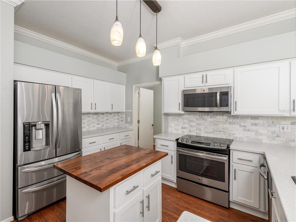 9317 Heritage Oak Court - Photo 10