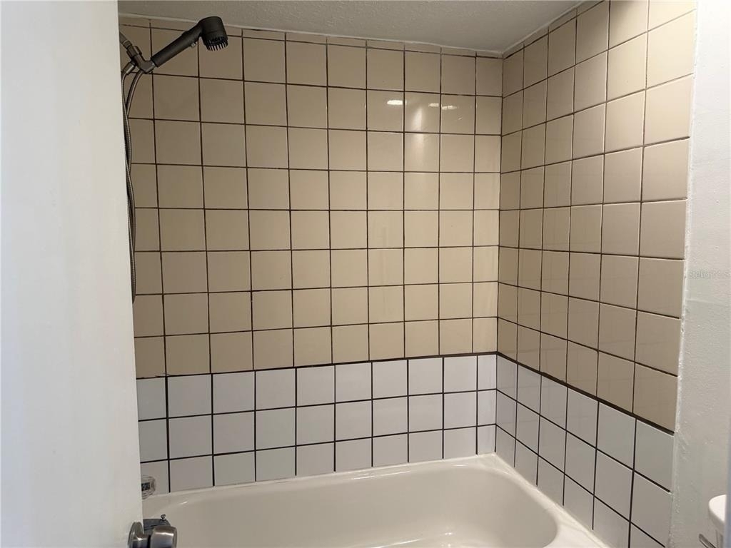 8707 N Mandarine Place - Photo 15