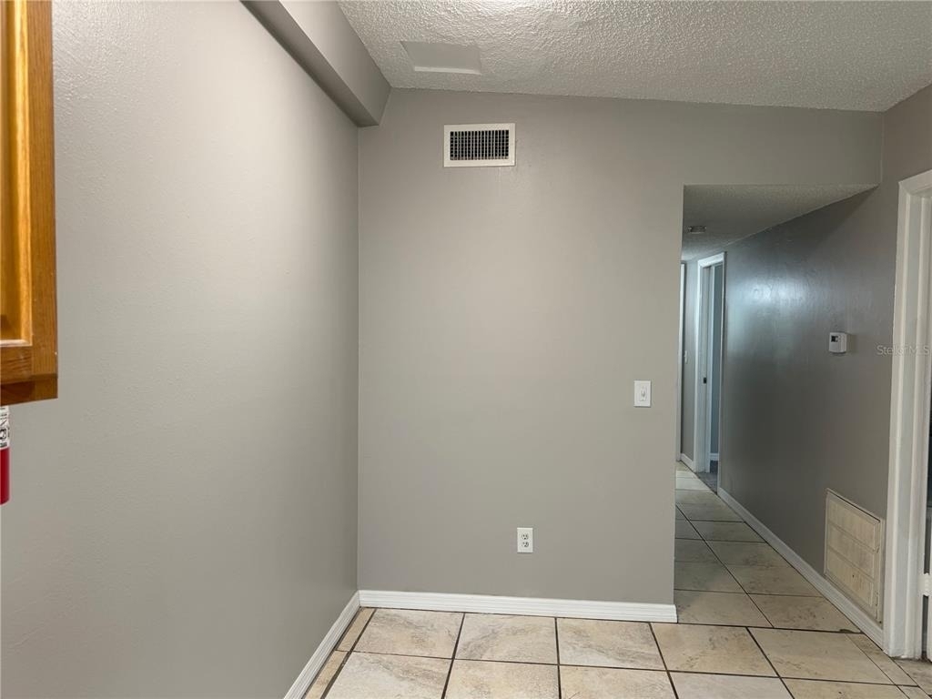 8707 N Mandarine Place - Photo 8