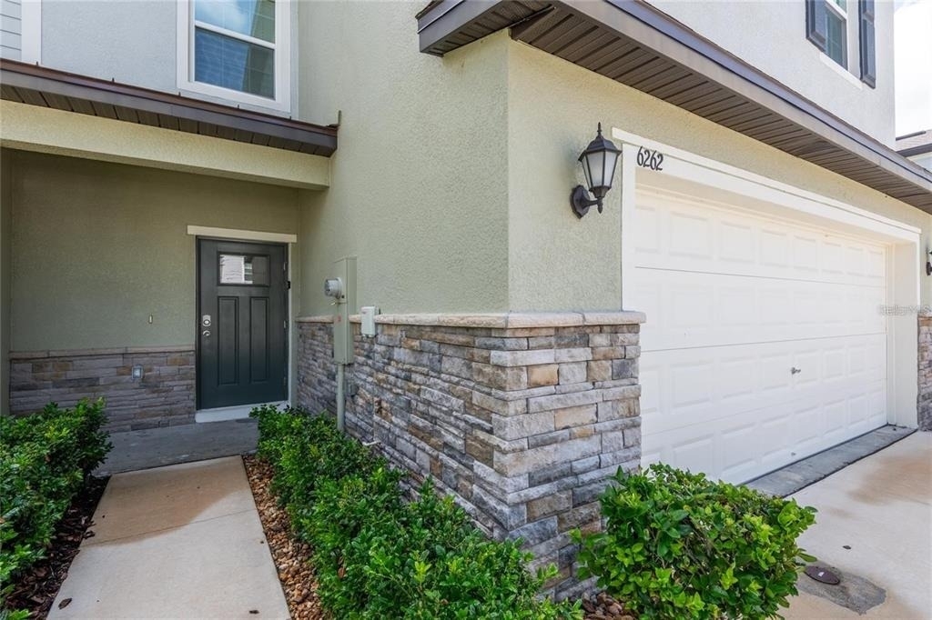 6262 Shiner Street - Photo 2