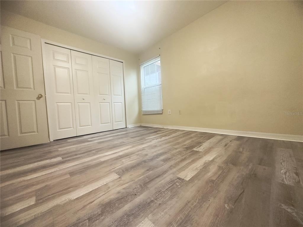 5451 Vineland Road - Photo 5