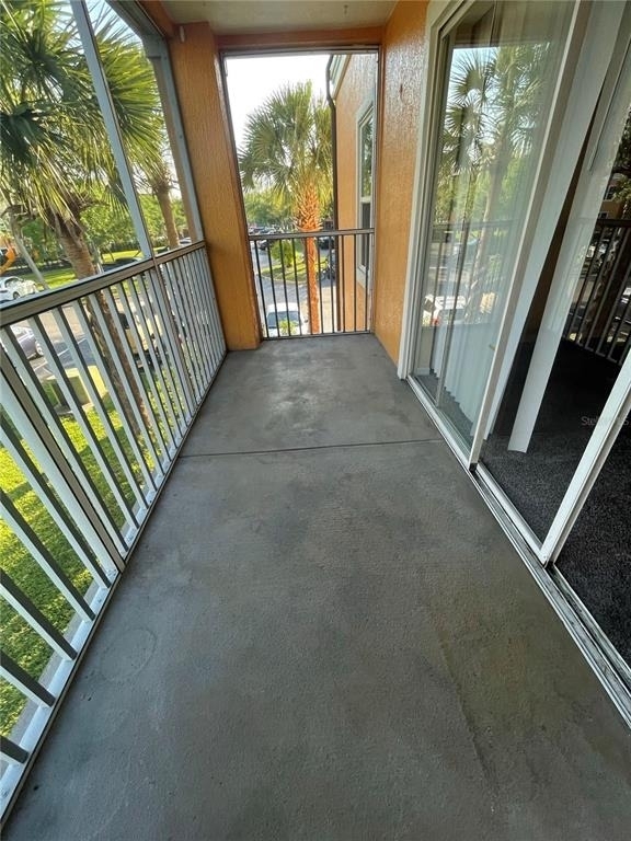 5451 Vineland Road - Photo 7