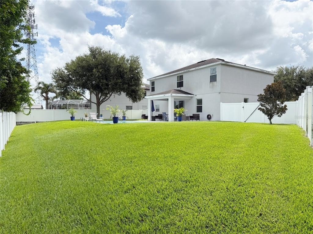 12236 Fairlawn Drive - Photo 26