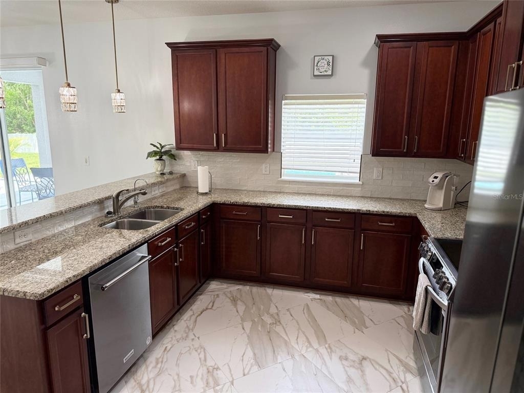 12236 Fairlawn Drive - Photo 34