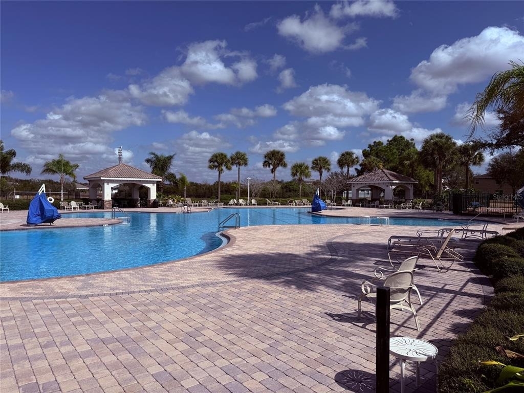 12236 Fairlawn Drive - Photo 54