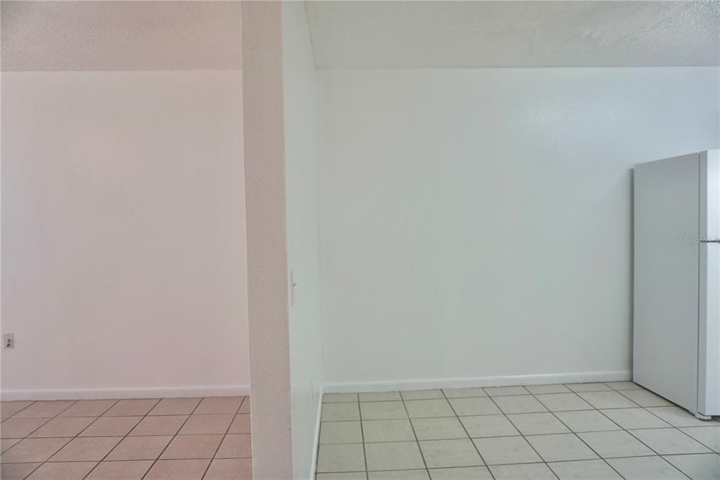 2567 Elm Avenue - Photo 4