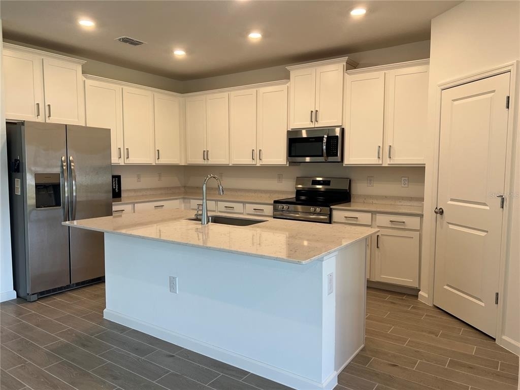 4510 Nw 14th Loop - Photo 9