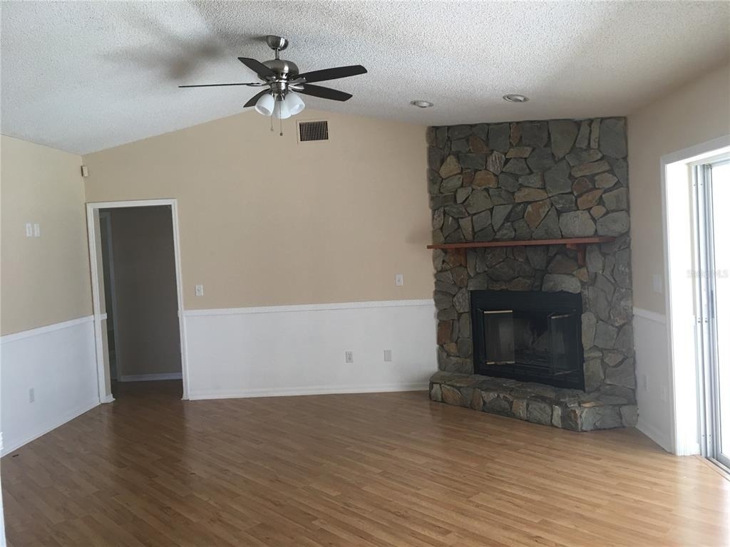 119 Grant Circle - Photo 4