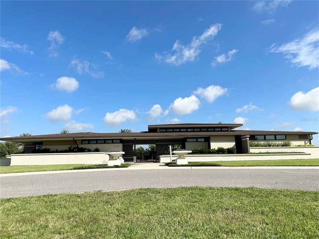 15824 Marina Bay Drive - Photo 32