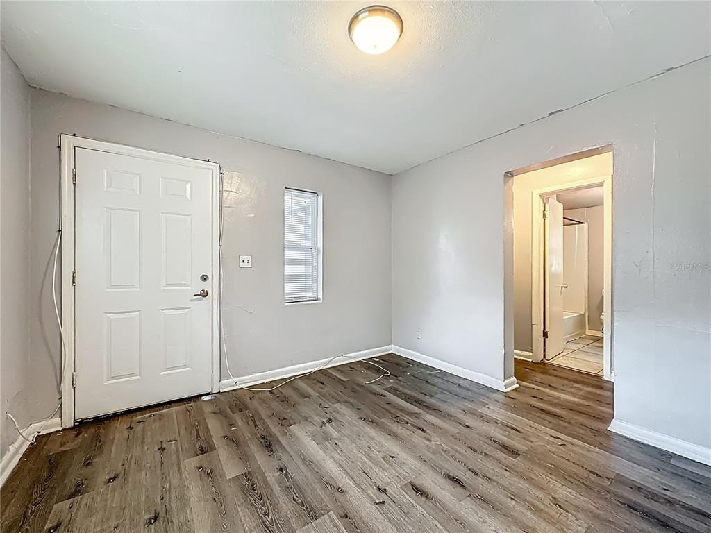 1546 Ella Street - Photo 4