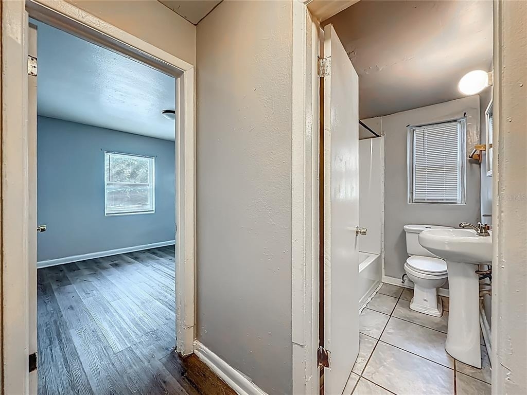 1546 Ella Street - Photo 10