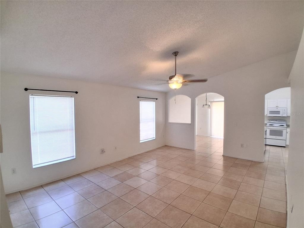 2835 Palm Isle Way - Photo 11