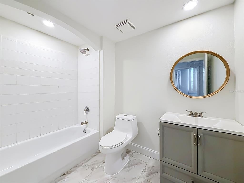 322 E Central Boulevard - Photo 26