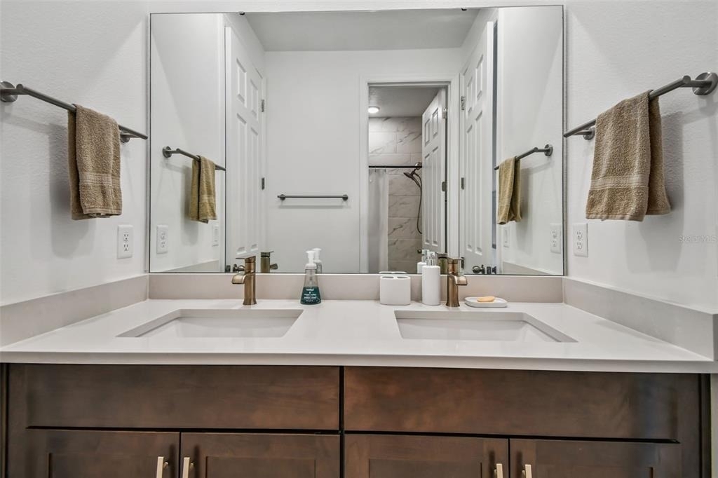1845 Island Village Way - Photo 24