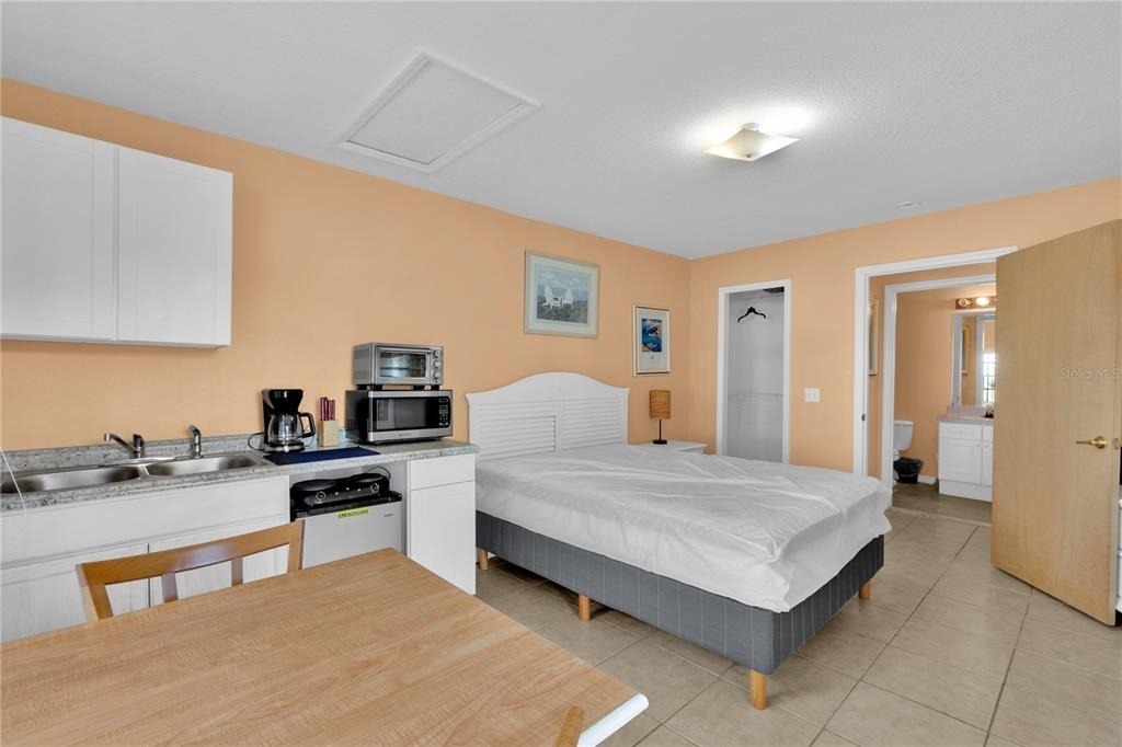 203 Coco Plum Drive - Photo 2