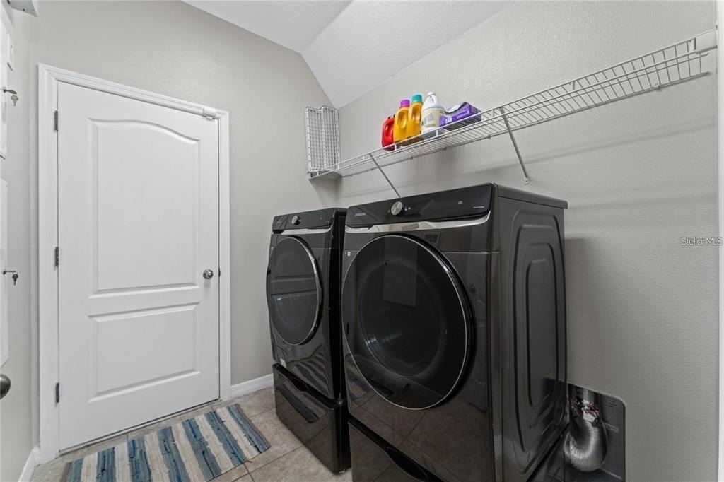 14537 San Lorenzo Drive N - Photo 7