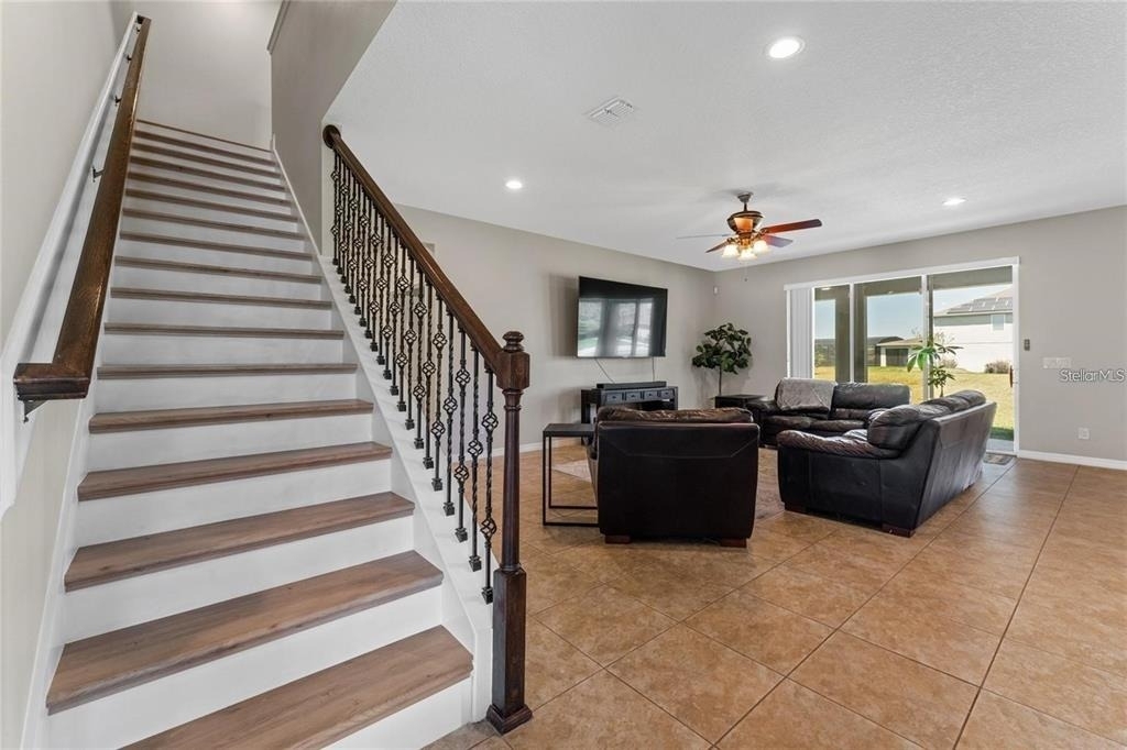 14537 San Lorenzo Drive N - Photo 19