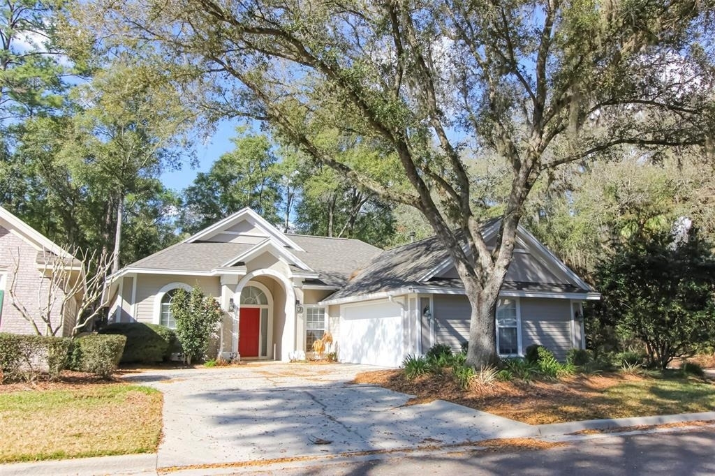 4404 Sw 91st Drive - Photo 0