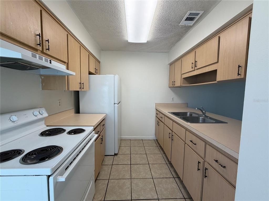 2117 Citrus Boulevard - Photo 1