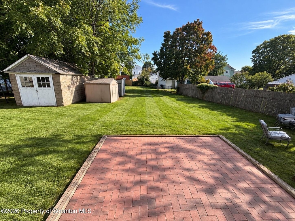 85 Tripp Street - Photo 15