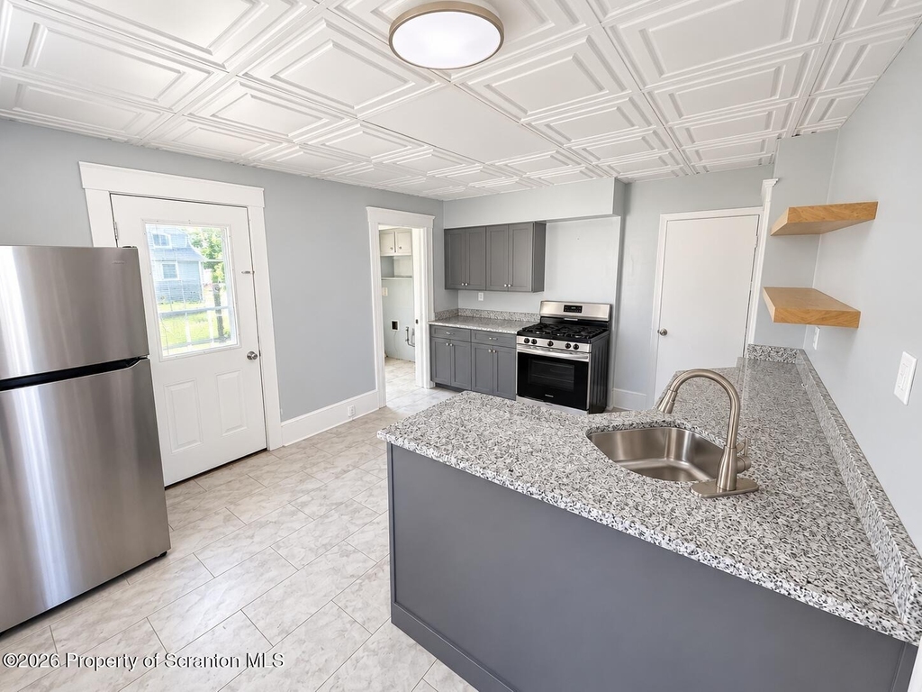 85 Tripp Street - Photo 4