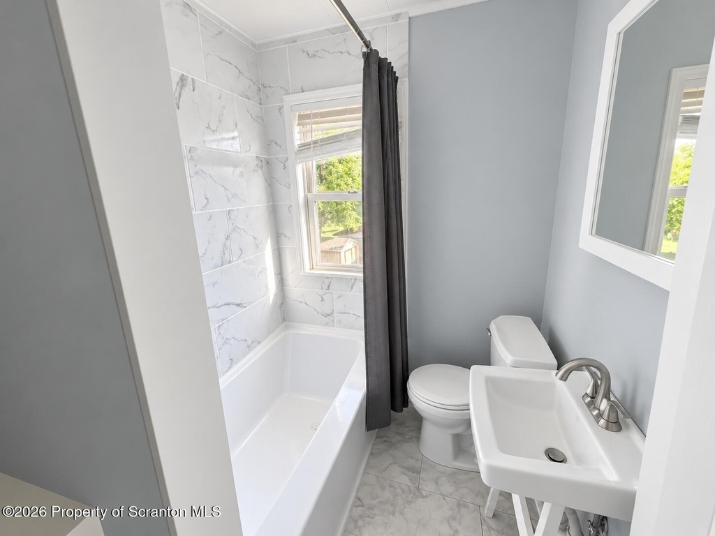 85 Tripp Street - Photo 8
