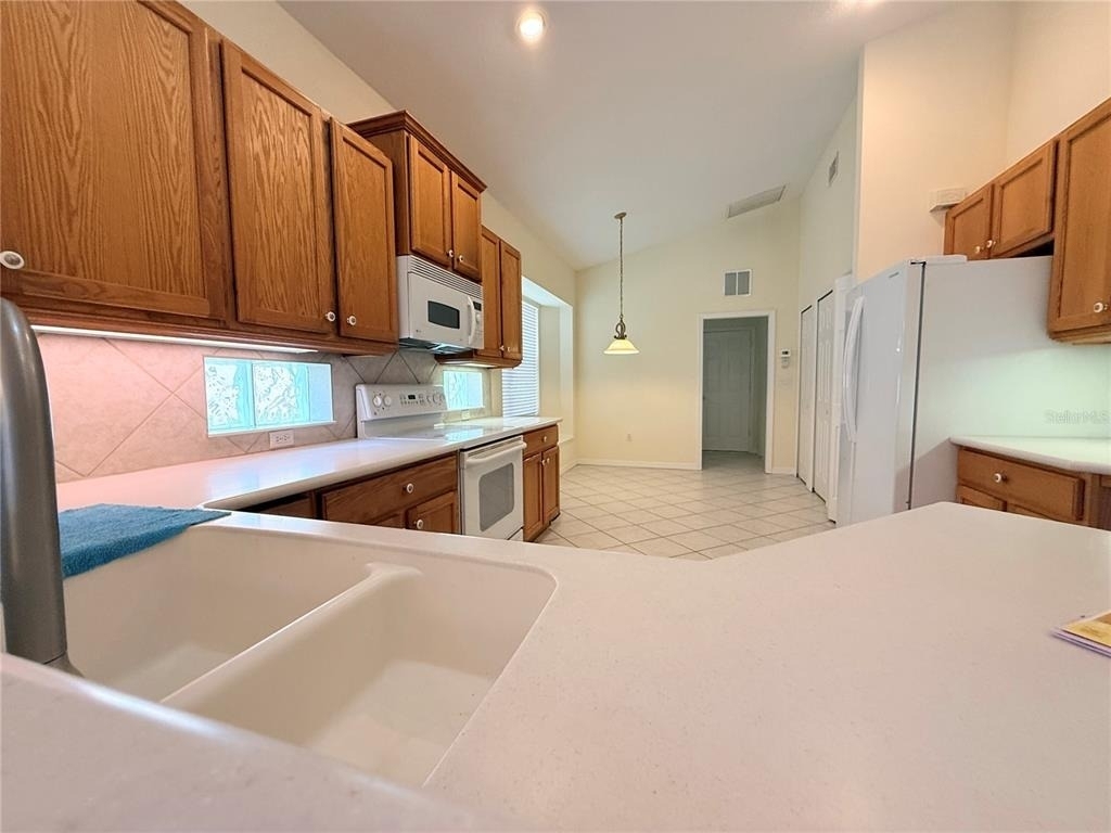 7424 Birds Eye Terrace - Photo 12