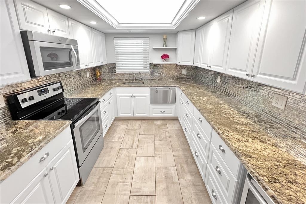1741 Southwood Street - Photo 4