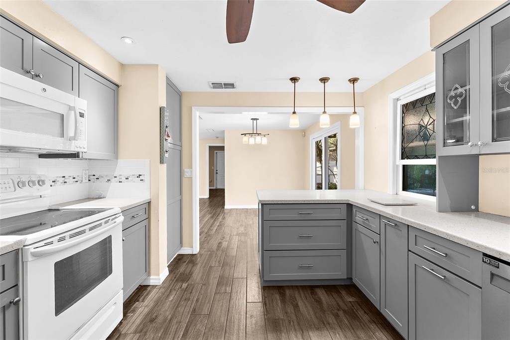 3403 66th Street Court W - Photo 10
