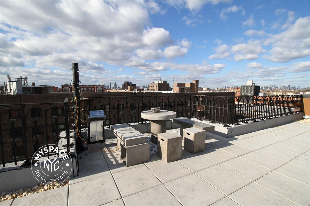 31 Brooklyn Avenue - Photo 14