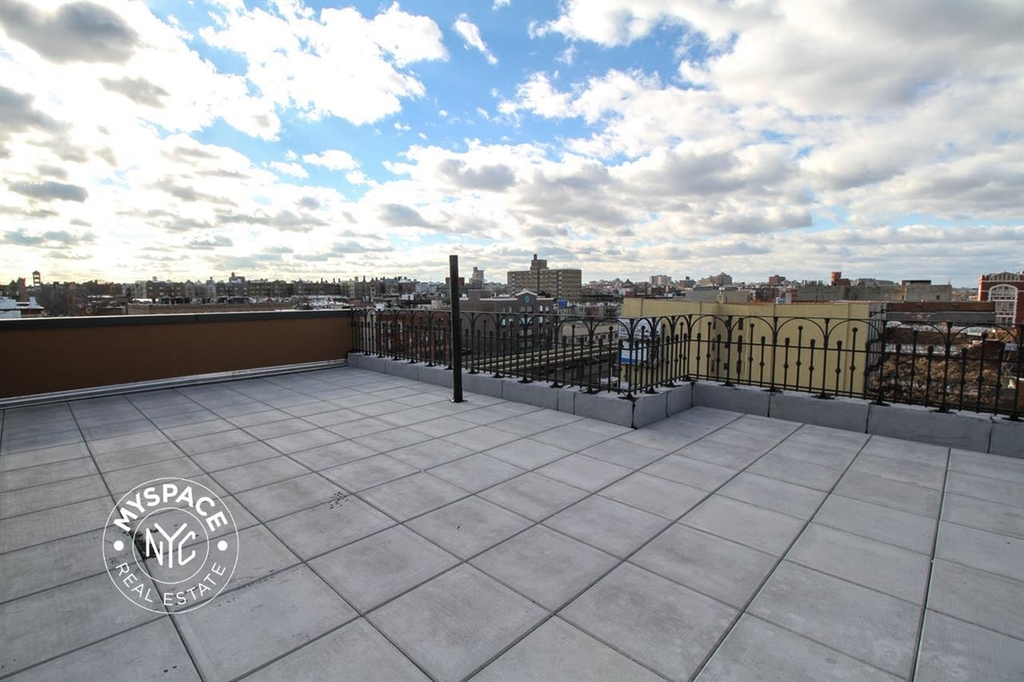 31 Brooklyn Avenue - Photo 15