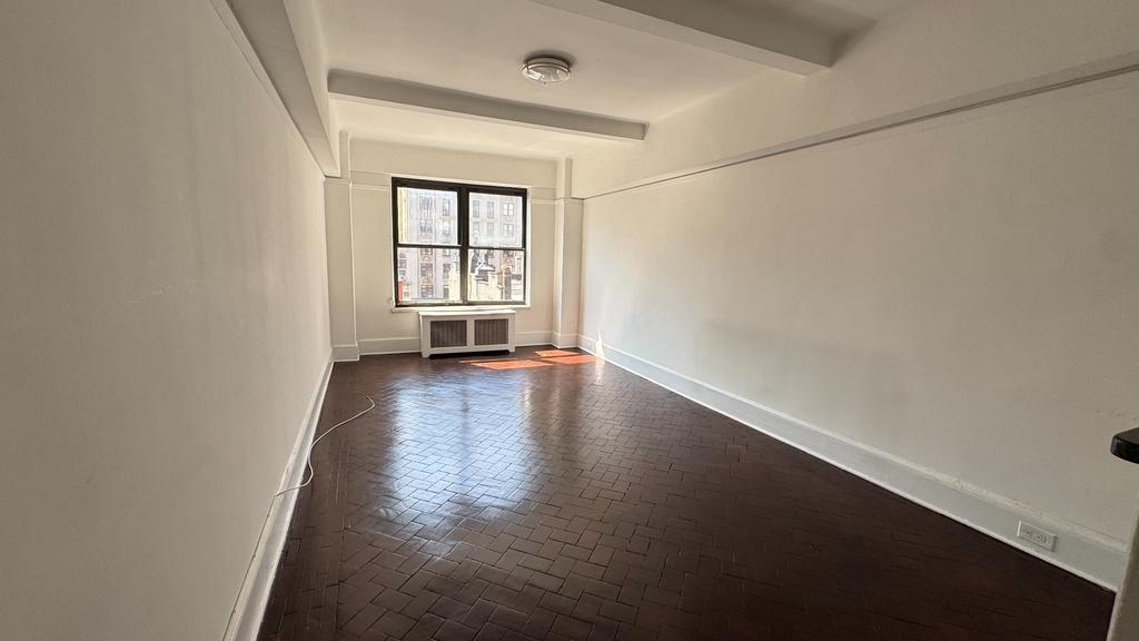 West 73rd Street - Photo 1