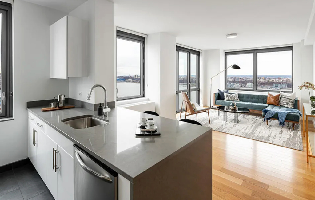 West 57th Street - Photo 5