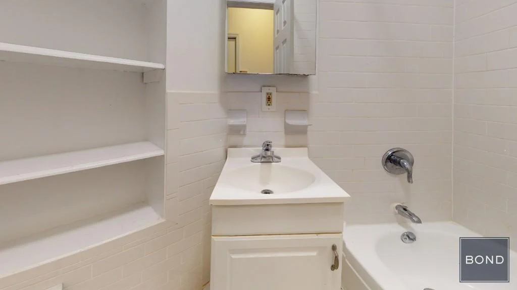 228 East 36th Street - Photo 3