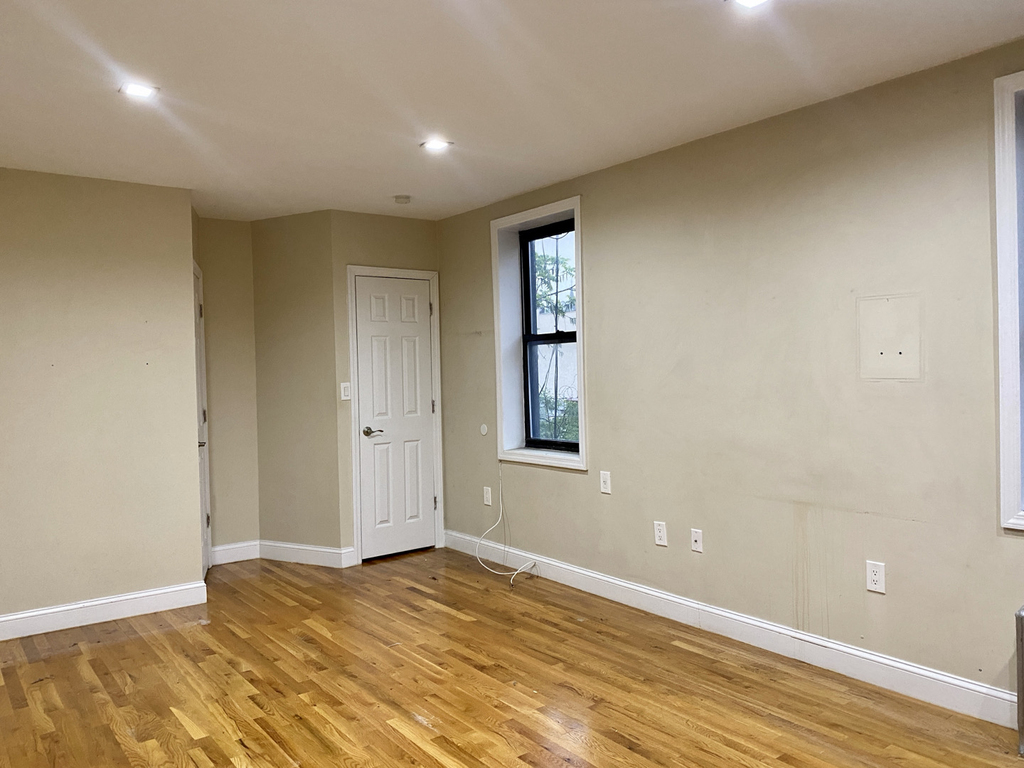57 Herkimer Street - Photo 3