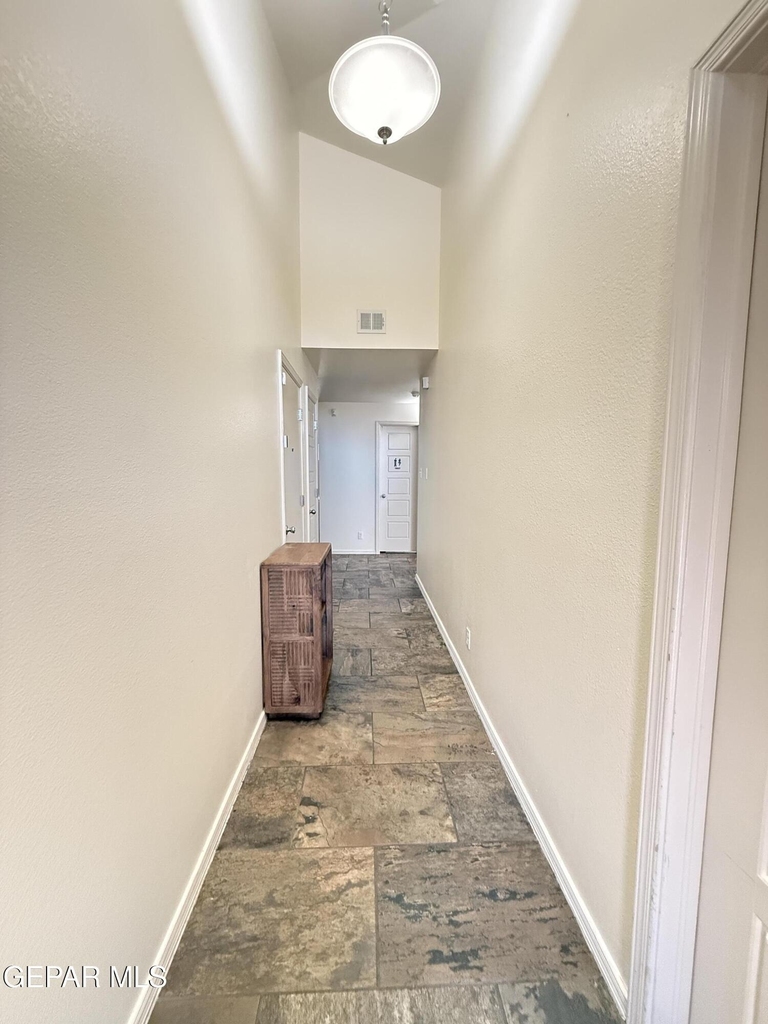 4933 Copper Ranch Avenue - Photo 10