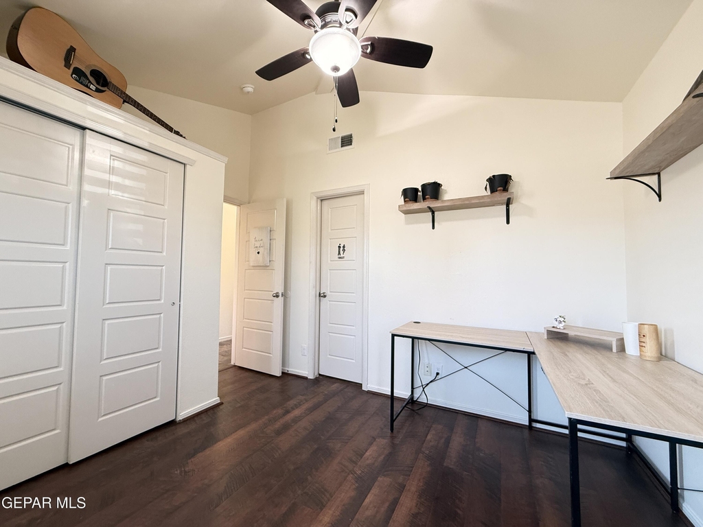4933 Copper Ranch Avenue - Photo 12