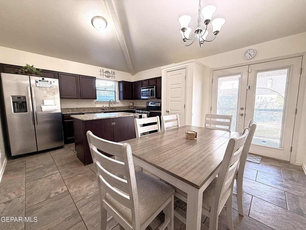4933 Copper Ranch Avenue - Photo 6