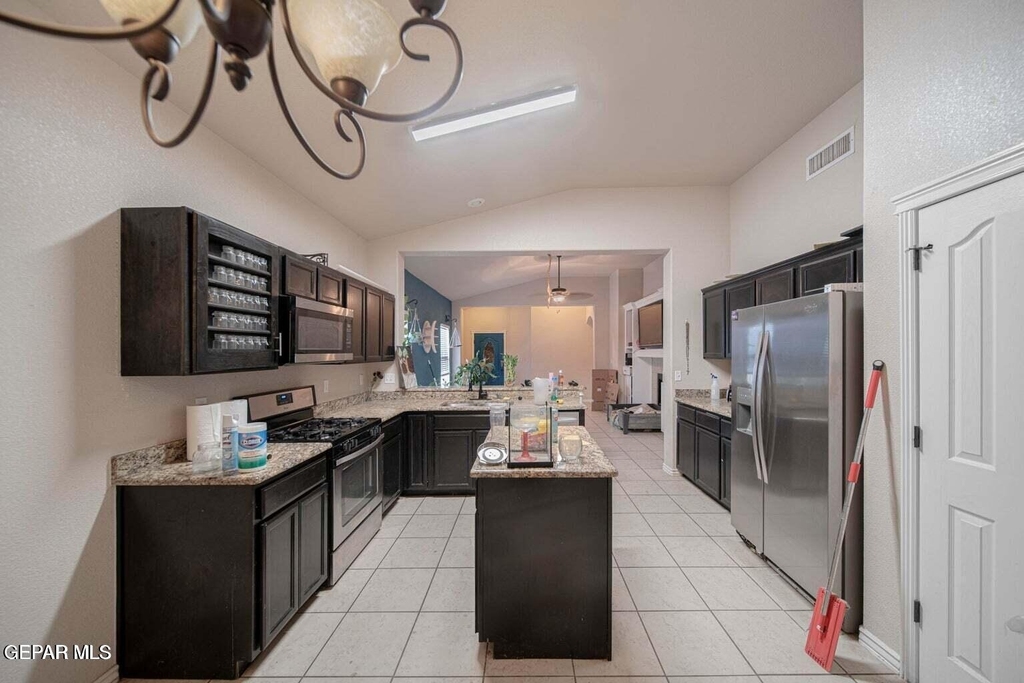 2924 Pino Triste Drive - Photo 3