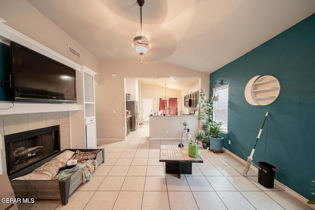 2924 Pino Triste Drive - Photo 2