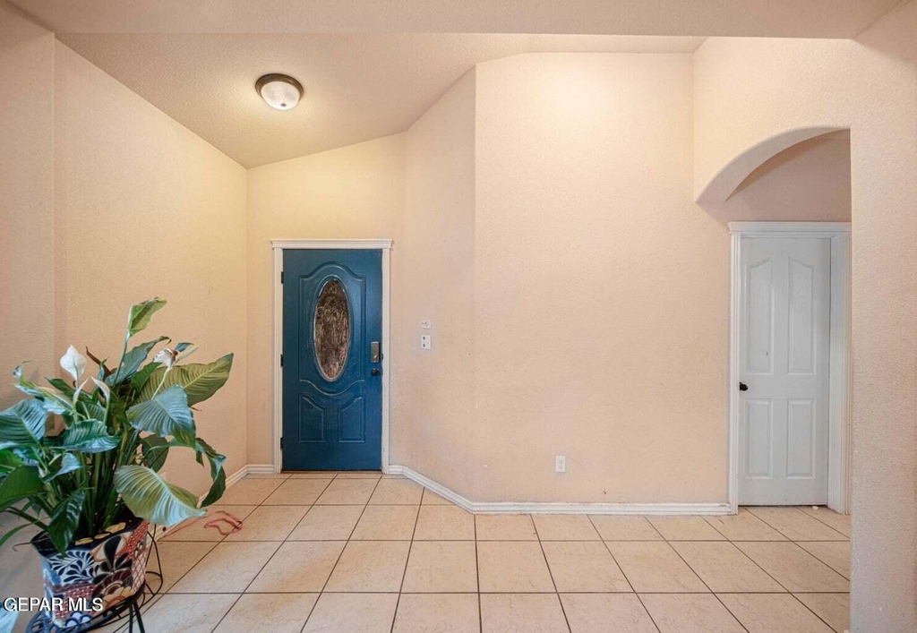 2924 Pino Triste Drive - Photo 1