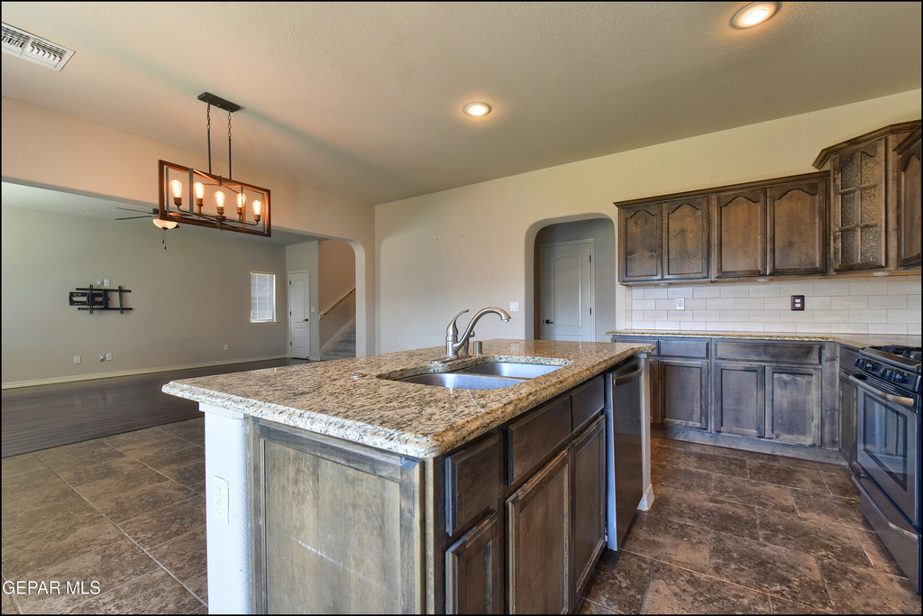 7528 Wolf Creek Drive - Photo 15
