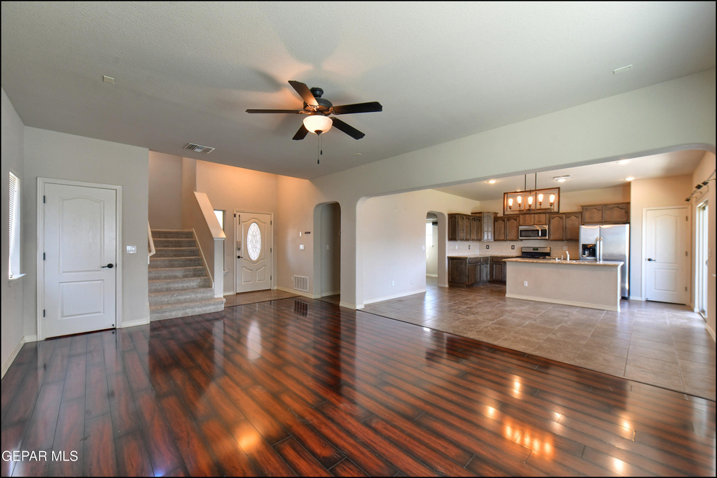 7528 Wolf Creek Drive - Photo 8